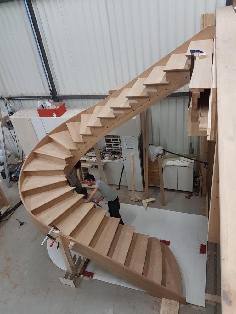 Fabrication escalier courbe